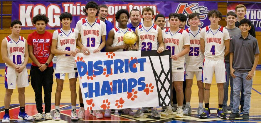 KC Greyhounds take the district title with an undefeated district record and 25-2 on the season. | SHERI BATY PHOTO