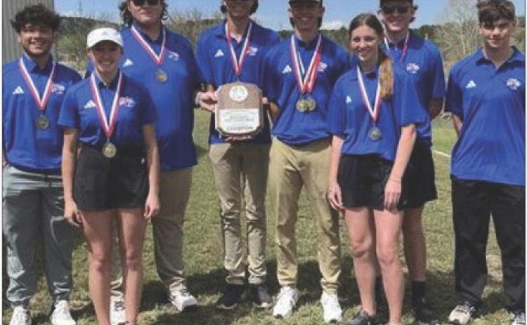KNOX CITY GOLFERS competed at district contest in Sweetwater. The boys’ team were the champions. Bryson Callaway placed first overall with a score of 80. Kinlee Eaton placed first in the girls’ division with a score of 113 and Grayson Utley placed second with a score of 133. | COURTESY PHOTO