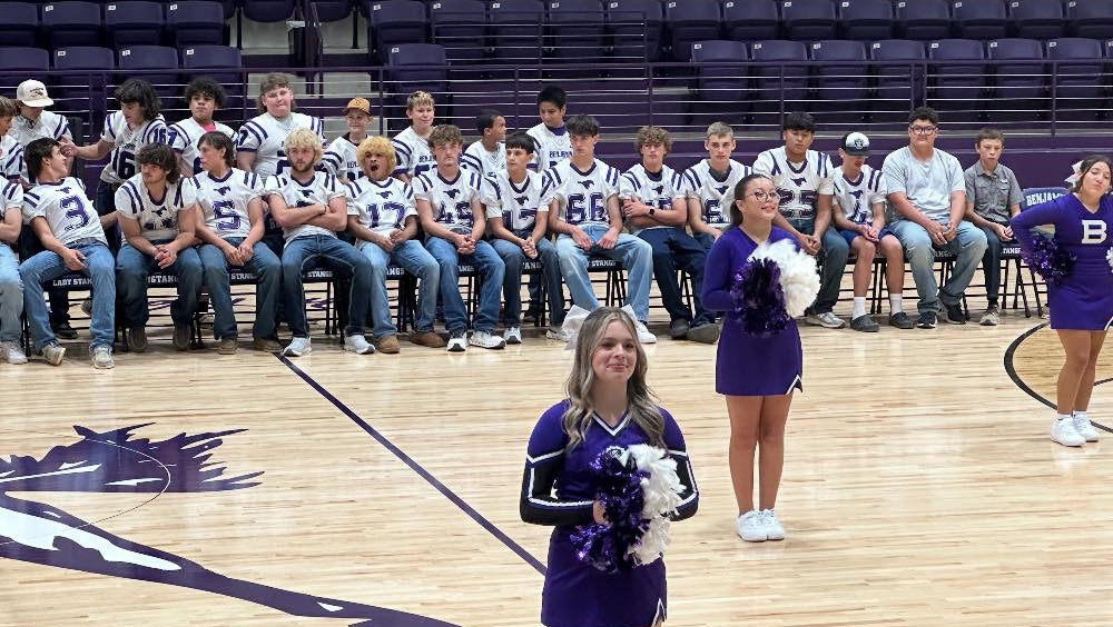 MEETTHE MUSTANGS