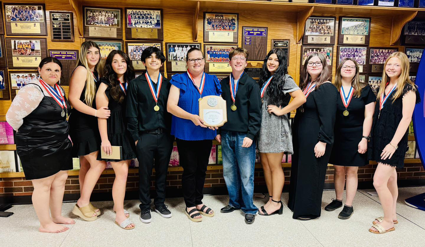 KC ADVANCES Congratulations go to the Knox City One Act Play cast and crew for advancing to the Bi-District round at the District 16A contest which will be Tuesday, March 31 at Munday High School. Individual Awards go to: Best Performer: Coltan Cox, All-Star Cast: Gabi Martinez, Honorable Mention All-Star Cast: Lexi Abila and Becca Lewis. | COURTESY PHOTO