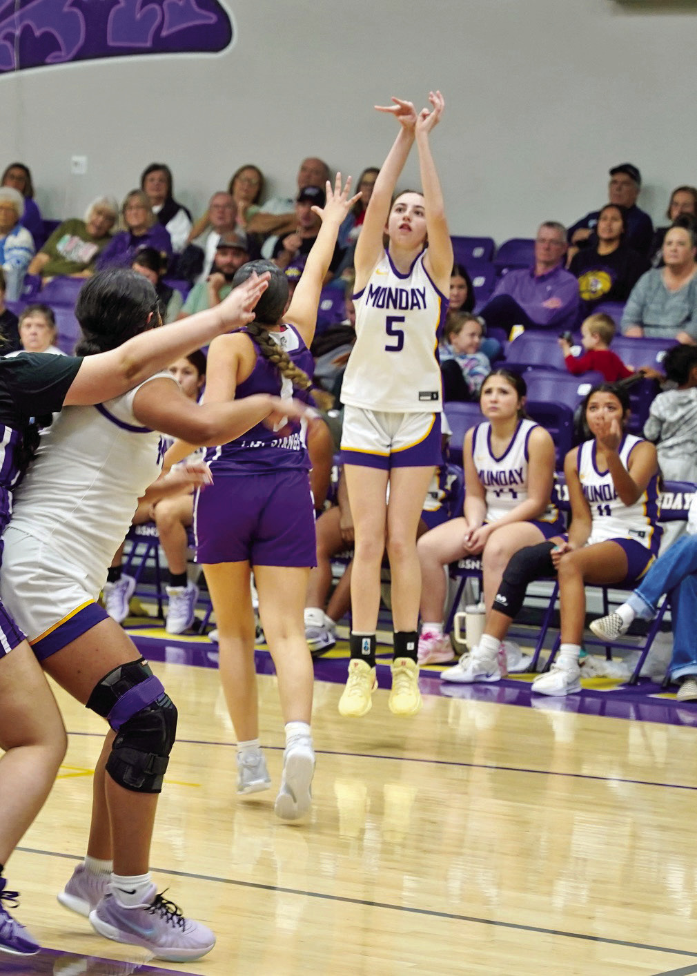 SPOTLIGHT ON MOGULETTES VS. BENJAMIN