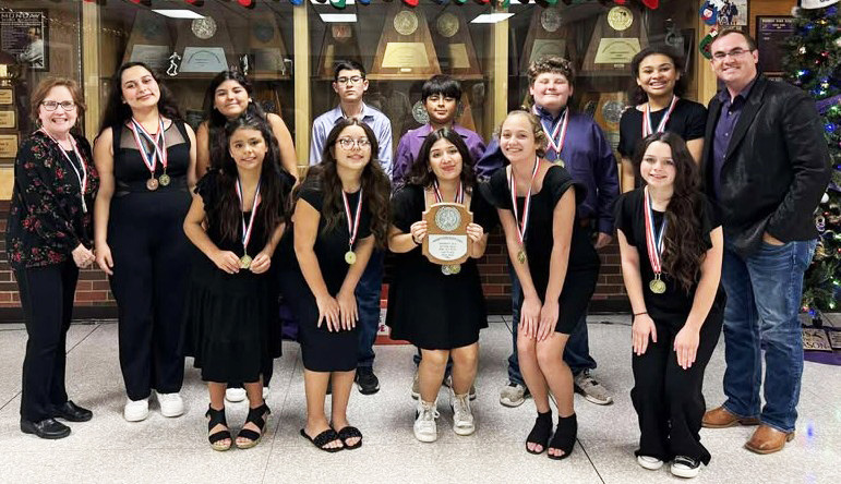 Benjamin JH OAP awards Congratulations got to the Benjamin Junior High One Act Play cast and crew of“Clara’s on the Curtains.”Best Performer went to Olivia Godsey and Keylee Brueggeman; Izzy Gallegos was named to All-Star Cast and Anna Mendiola to Honorable Mention All-Star Cast; Carter True won for Best Lights. Benjamin’s team came in runner-up in the contest. | COURTESY PHOTO