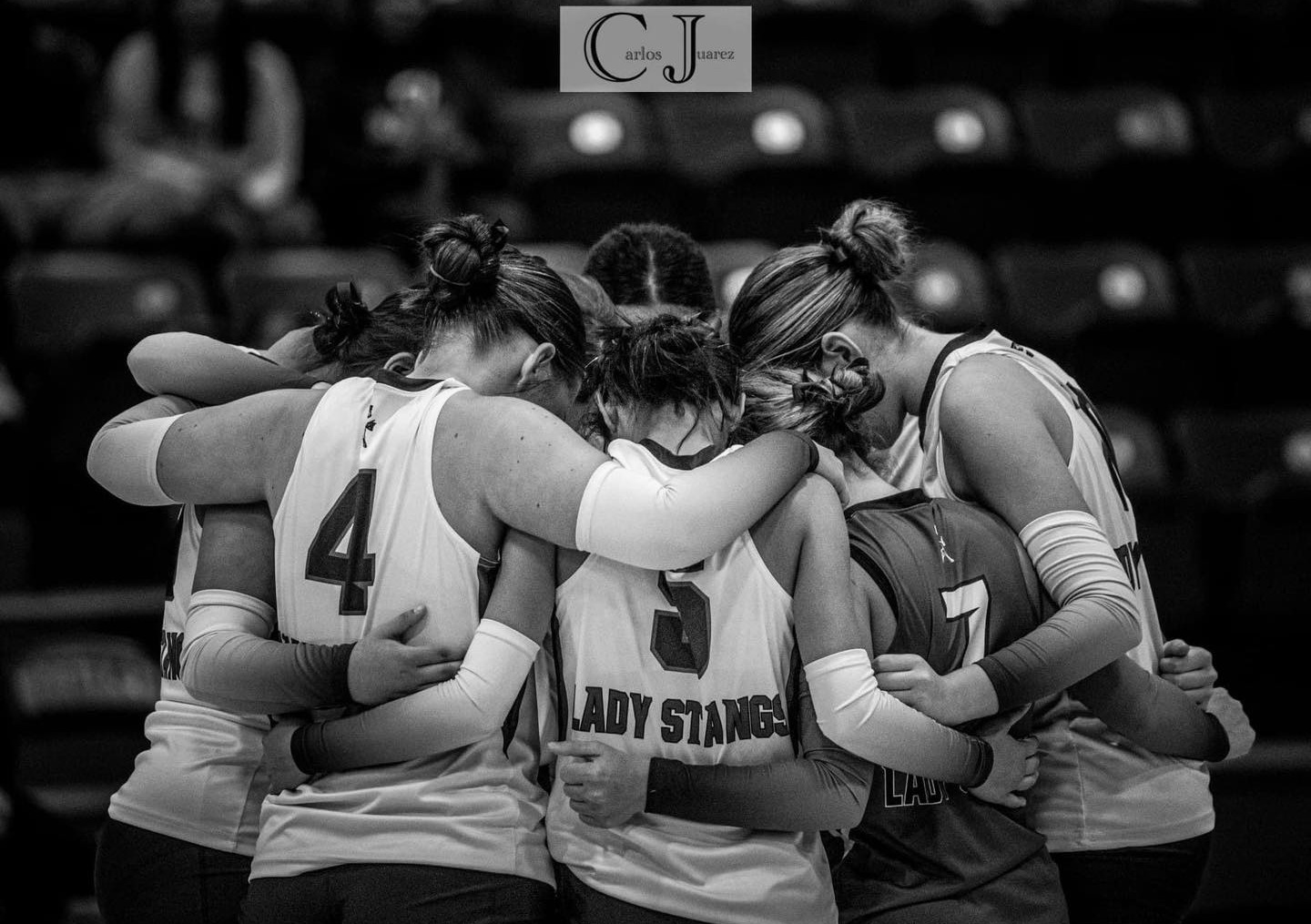 SEASON ENDS The Benjamin volleyball season came to an end last week as they fell to perennial state contender Bronte in the Regional Quarterfinals. | CARLOS JUAREZ PHOTO