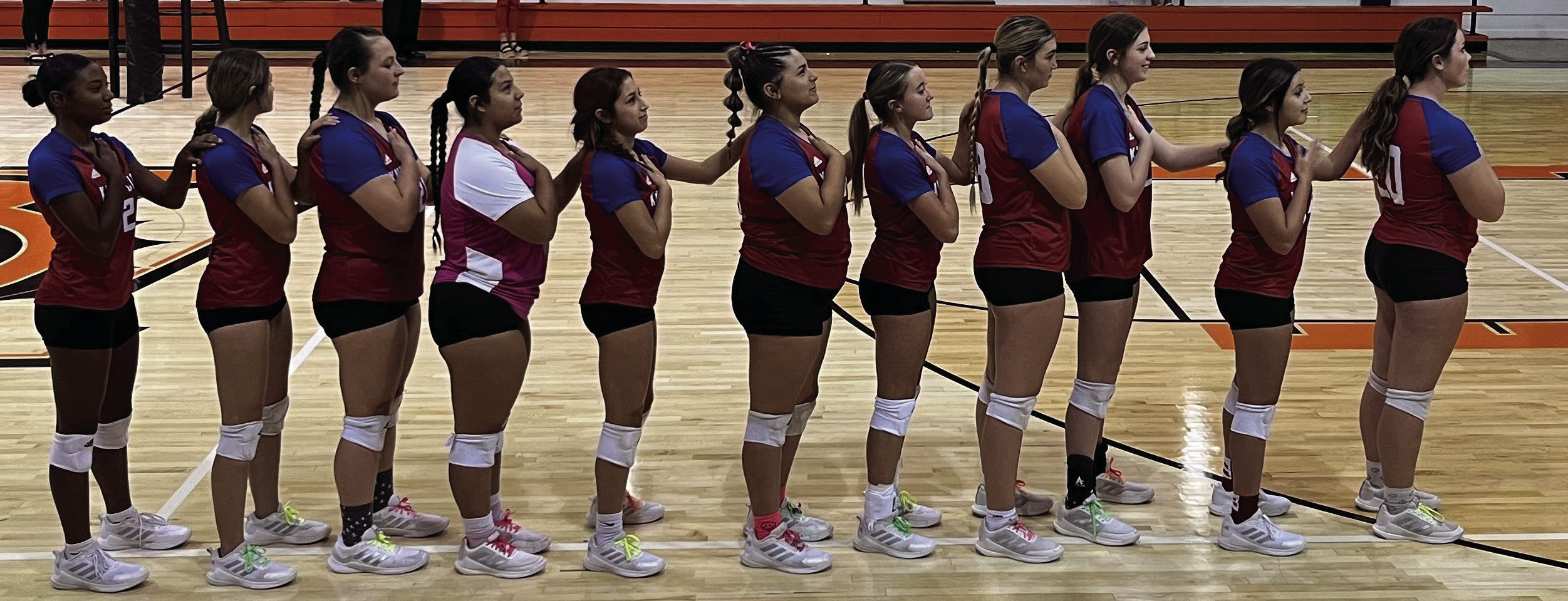 Houndettes finish the first round of district play