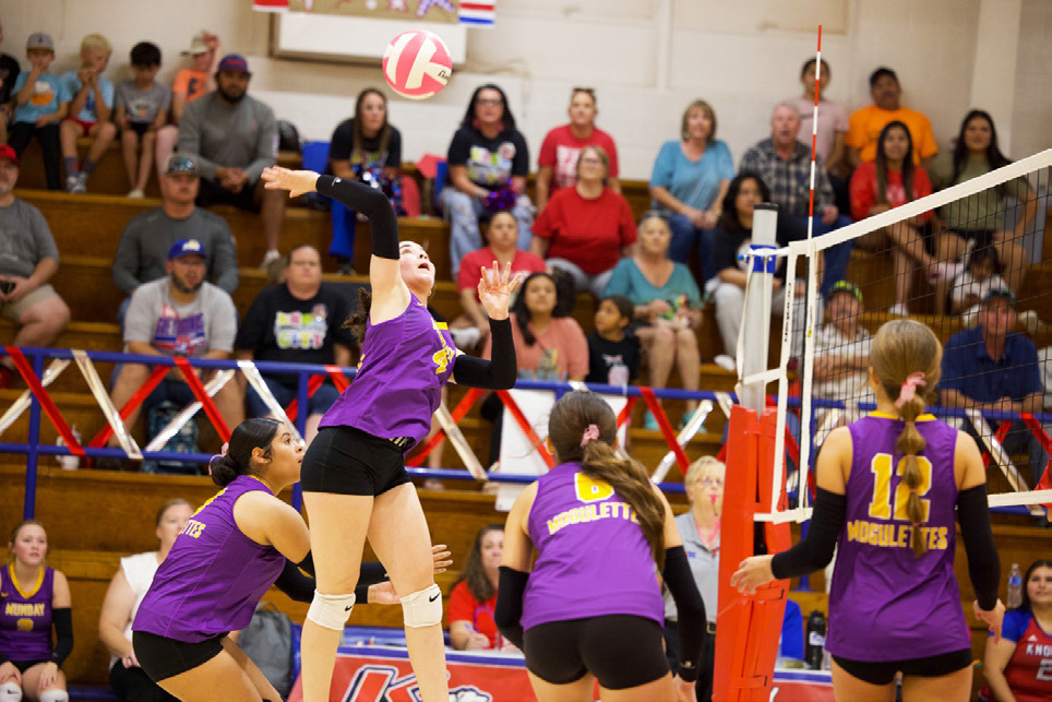SPOTLIGHT ON MUNDAY VOLLEYBALL