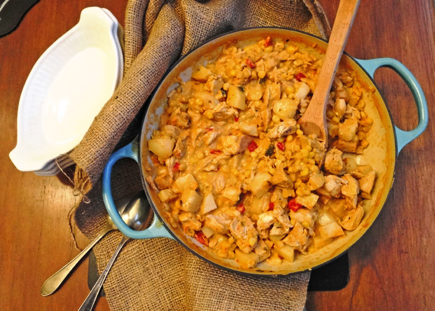 Roasted chicken–corn chowder