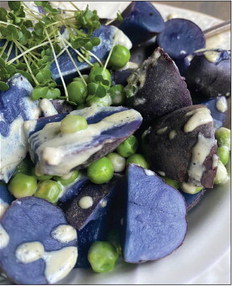 Royalty colors in a sweet dish