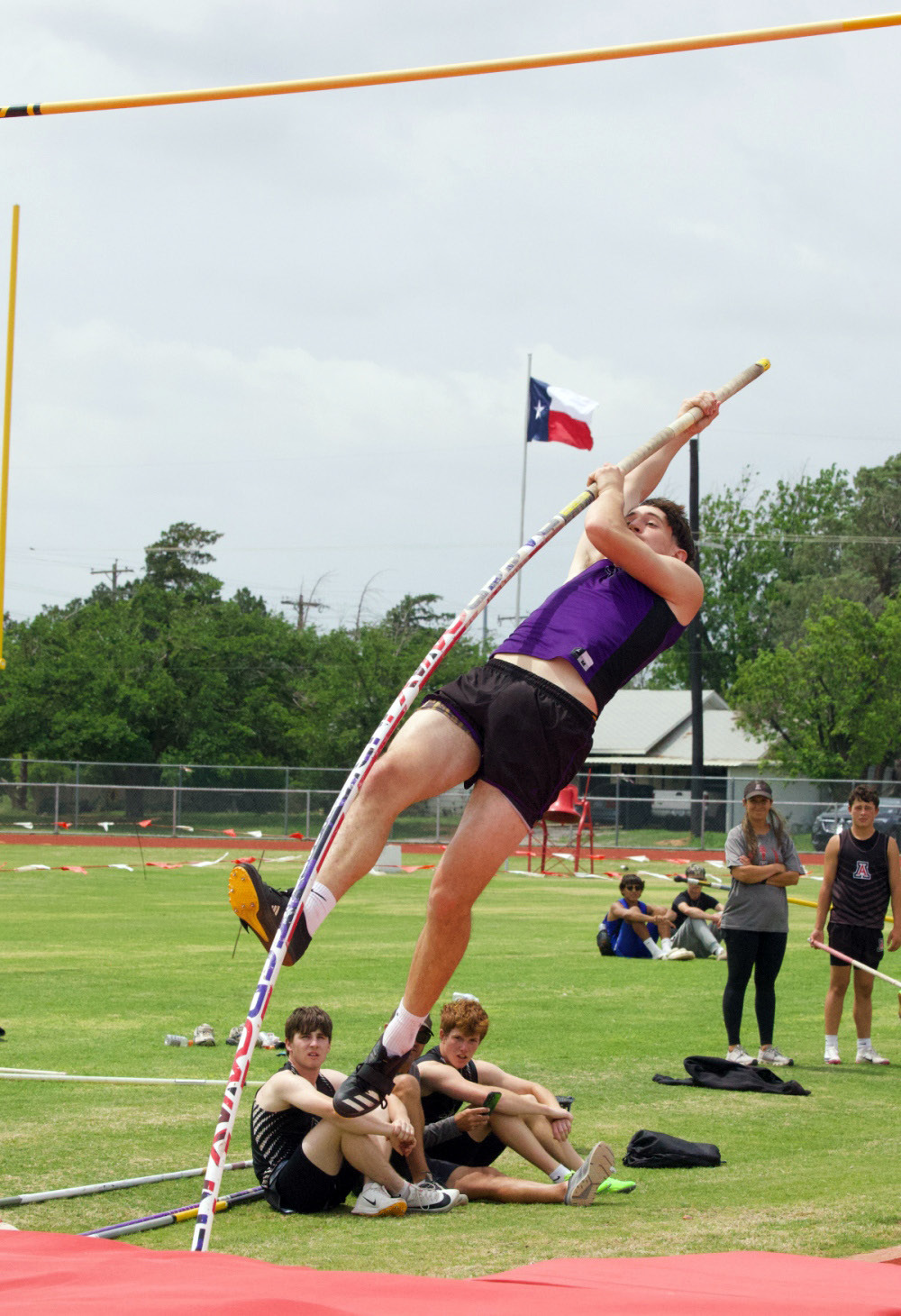 Leon Schmidt took 5th place in boys pole vault at the area track meet last week at Chillicothe. | SHERI BATY