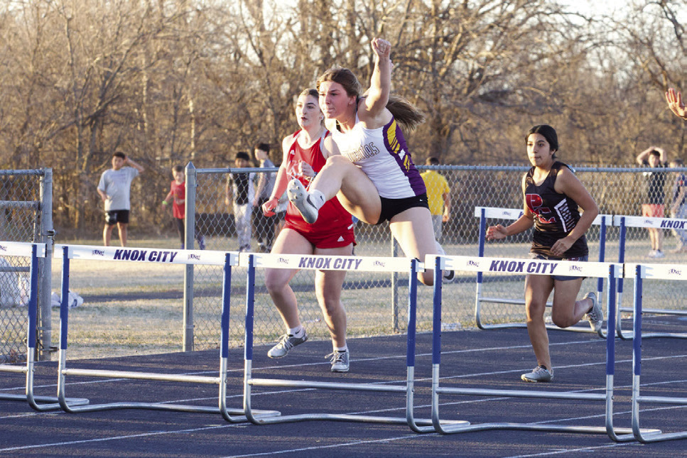 100M HURDLES Mackinzi Castille | SHERI BATY PHOTO
