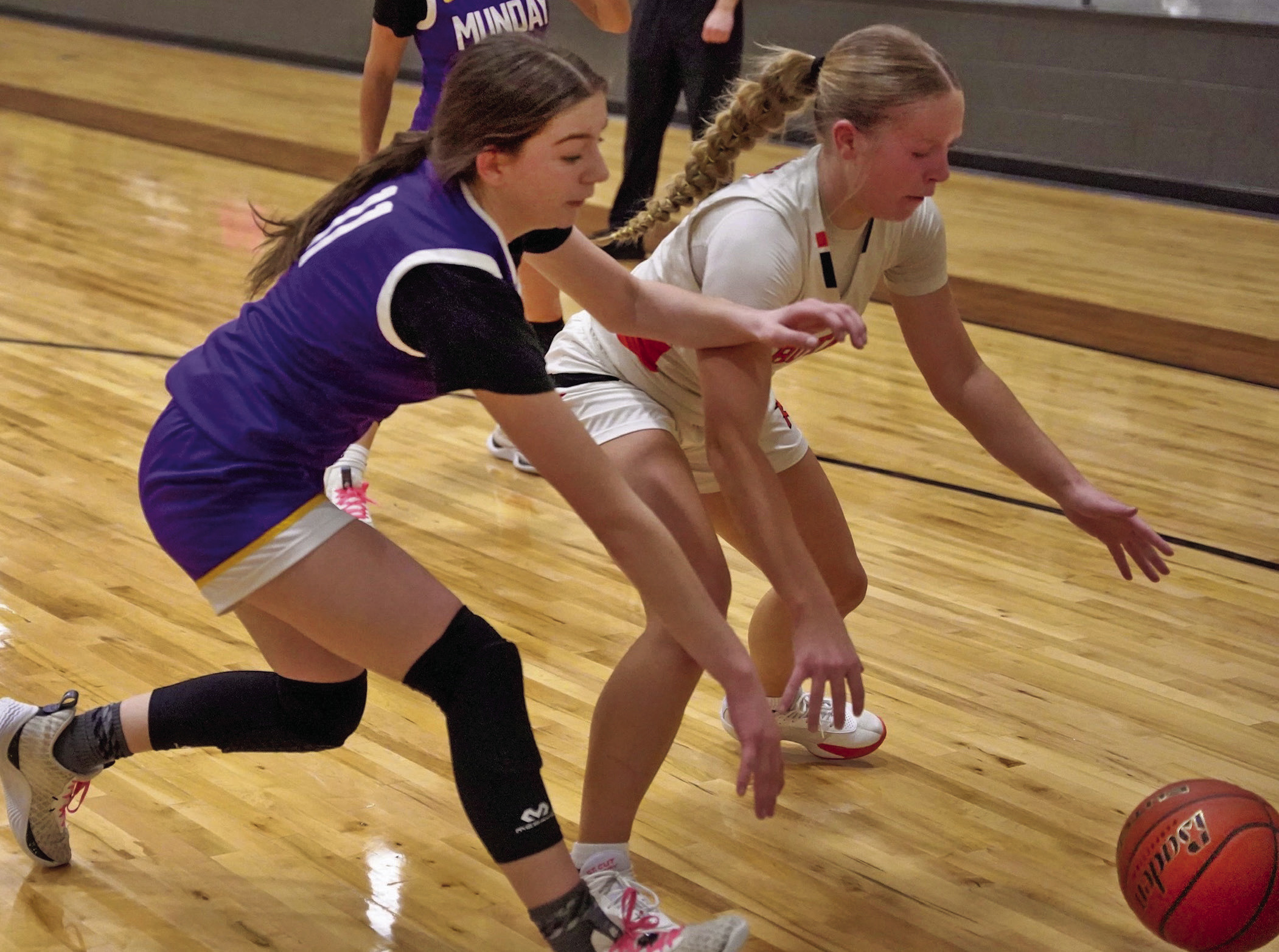 MUNDAY DOWNS ROTAN 28-23