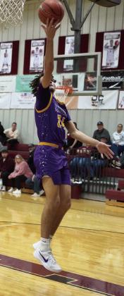 MOGULS WIN 52-33 OVER NORTHSIDE Mance Phillips scores an easy layup. | LACI BOWMAN