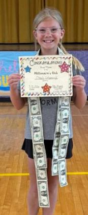 Munday Elem awards AR Million Word Club Charli
