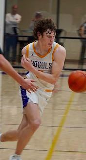 Haiden Bowman dribbles behind the pack and around the defender. | LACI BOWMAN PHOTOS