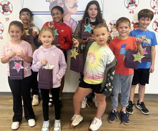 TOPARREADERS 1st,Skylar,Eviana;2nd,Carver,Logan;3rd,Mason, Keilee; 4th, Charli, Matteo; 5th, Aubree, Mila. | COURTESY PHOTO