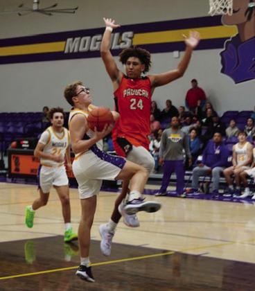 SPOTLIGHT ON MUNDAY BASKETBALL