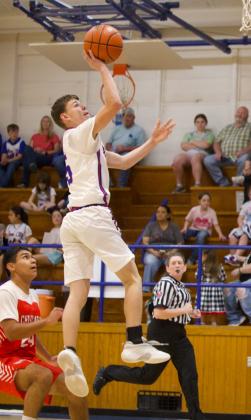 TWOPOINTLAYUP Greyhound Bently Stroud takes two points for the layup in last week’s win over Chillicothe&amp;gt; | SHERI BATY PHOTO