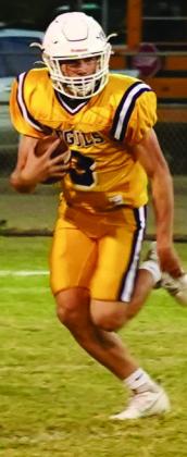 GOODRECOVERYBYMUNDAY Carson Breedlove recovers Petrolia fumble. | LACI BOWMAN