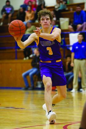 SPOTLIGHT ON MUNDAY VS. KNOX CITY BASKETBALL