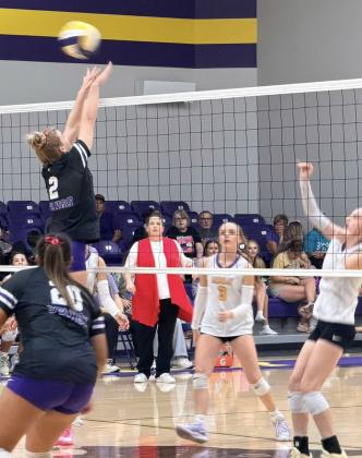 A WINNING TRADITION CONTINUES The Lady Stangs defeated Munday in Mogulette territory, in three sets of four in the muchanticipated battle for first place in District 8-A. | COURTESY PHOTO