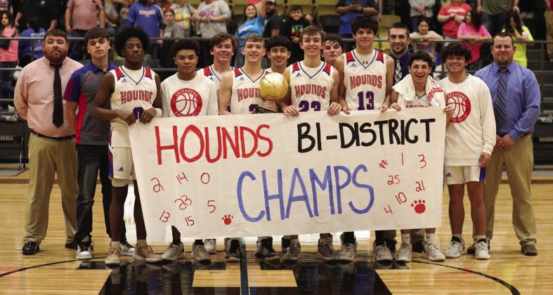 Greyhounds, Moguls &amp; Mustangs Earn Bi-District Trophies