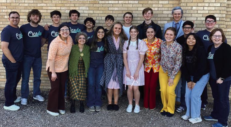 BENJAMIN CAST The high school cast and crew of“Cicada”from Benjamin, Texas competed in the UIL bi-district one act play contest in Aspermont Mar. 20.