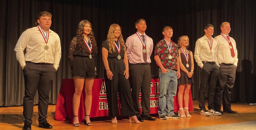 HONORABLE MENTION CAST Munday students Mackinzi Castille and Kaleb Herrera receive honorable mention at the Mar. 20 UIL bi-district one act play competition in Aspermont, along with Benjamin student Emily Shaver.