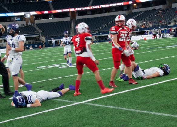 SPOTLIGHT ON THE BENJAMIN STATE FOOTBALL CHAMPS
