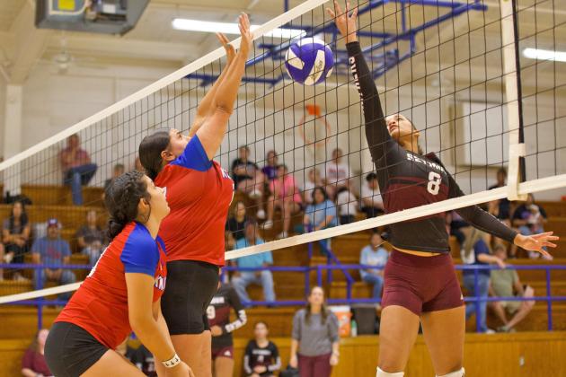 KC VOLLEYBALL Aubrey Lerma makes a big block at the net. | SHERI BATY PHOTO