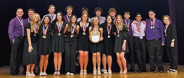 DISTRICT WINNER The Benjamin company of “Cicada” won the District One Act Play competition last week in Munday. | SUE JANE SULLIVAN PHOTO