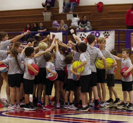 Hounds In Progress performed at half time of the KCHS Varsity Girls vs Chillicothe basketball game Friday | SHERI BATY PHOTOS