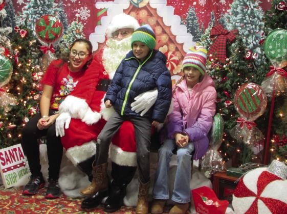 SPOTLIGHT ON CHRISTMAS ON THE SQUARE