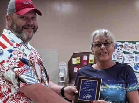 KCOB TEACHERS RECEIVE AWARDS