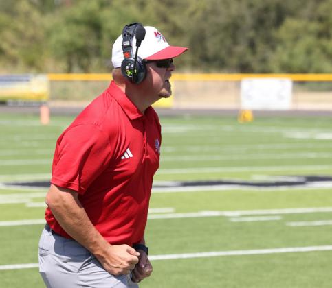 BARKINGORDERSONDEFENSE Coach Callaway wants the Pirates stopped. | SHERI BATY