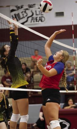 K'Lee Grimsley goes up for the block. | SHERI BATY PHOTO