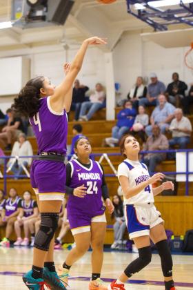 PUSH FOR THE PLAYOFFS The Mogulettes hoped to build upon their performance at the Caprock Classic and begin a push toward the playoffs. The Mogulettes controlled the game against the Houndettes from the beginning. The Houndettes were never able to generate any momentum, as the Mogulettes would win 60-25. | SHERI BATY PHOTO