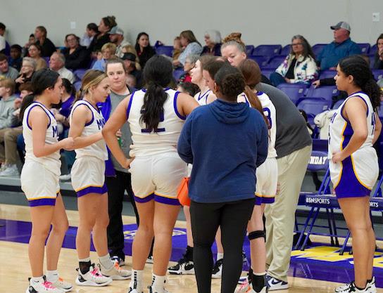Mogulettes take a timeout. | LACI BOWMAN PHOTO