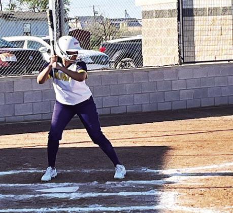 Munday softball falls to Electra