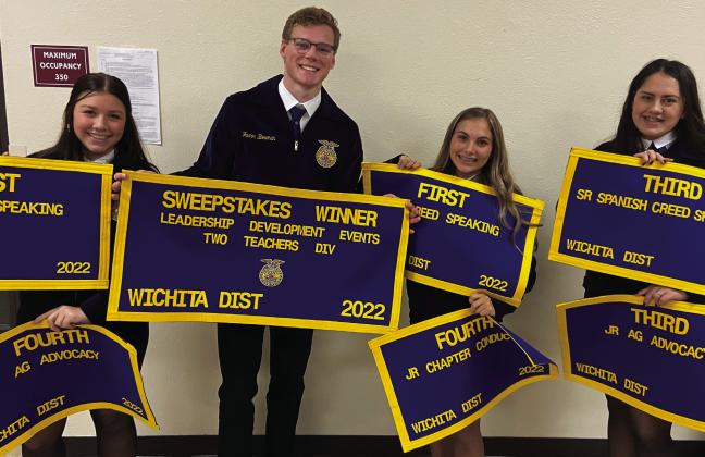 Munday FFA district contest winners