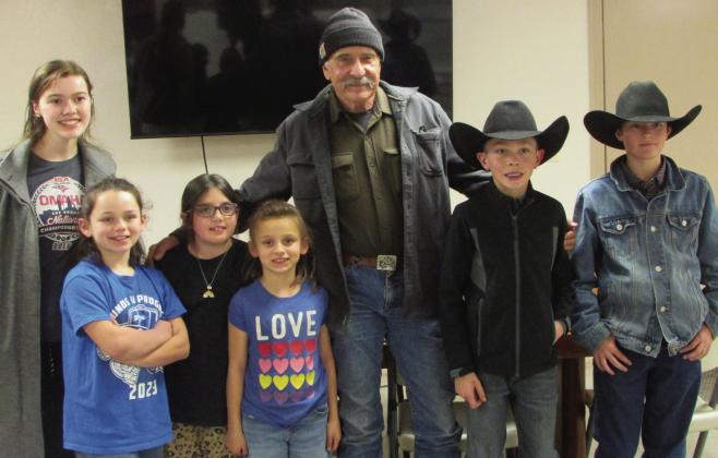 Wyman Meinzer gives program to students