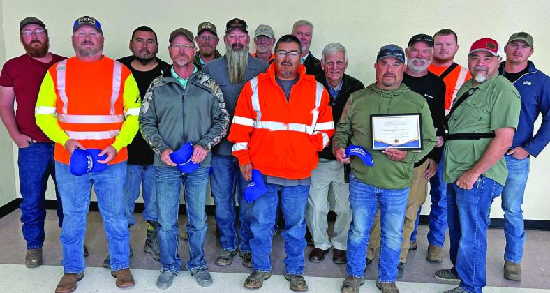 KNOX TxDOT HONORS CongratulationsgotothefollowingChildressDistrictsectionswhoreceivedthe 2024 Dr. Jon A. Epps Quality Seal Coat Awards during the Childress District Safety Banquet andWellness Fair:Transportation,Planning&amp;amp;Development(TP&amp;amp;D);ChildressDistrictLab;DonleyCountyMaintenance; Knox County Maintenance (pictured above); and Dickens County Maintenance team. |TxDOT PHOTO