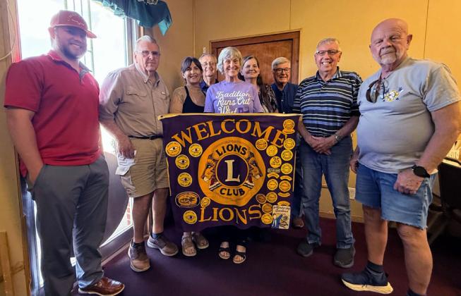 LIONSCOMMUNITYSERVICE Members of the Munday Lions Club have been working to spiff up Downtown Park in time for Fourth of July festivities. | COURTESY PHOTO