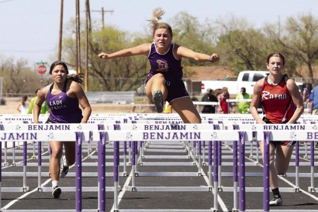 Mackinzi Castille takes the gold medal in the 100m hurdles and advances to the regional meet Sheri Baty/The Knox County News-Courier
