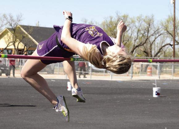 Aleeya Urbanczyk clears the bar in the high jump Sheri Baty/The Knox County News-Courier