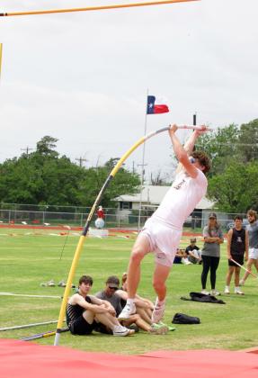REGIONALBOUND Haiden Bowman took first place in pole vault for Munday at the area track meet in Chillicothe and advances to regionals. | SHERI BATY
