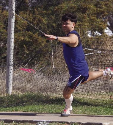 KCHS Cameron Hernandez takes a spin around the discus ring | SHERI BATY PHOTO