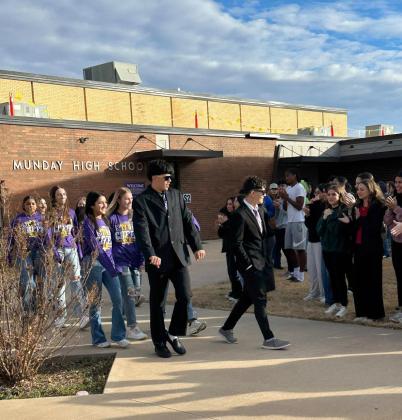 SPOTLIGHT ON MUNDAY CHEER SEND-OFF