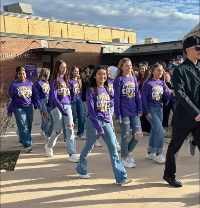 SPOTLIGHT ON MUNDAY CHEER SEND-OFF