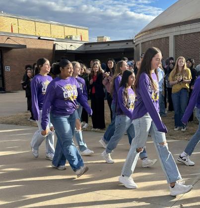 SPOTLIGHT ON MUNDAY CHEER SEND-OFF