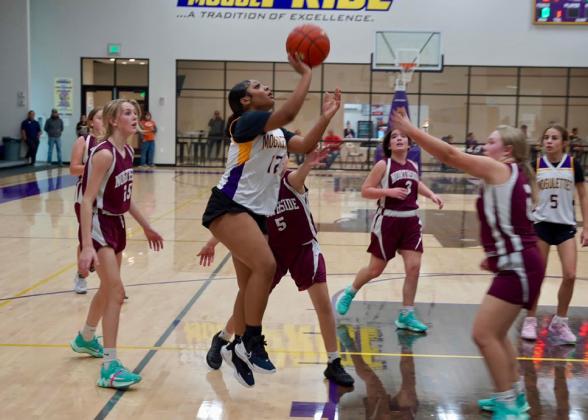 Jazzy Jones scores 2. | PHOTOS BY LACI BOWMAN