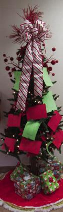 Angel tree in the lobby of First Bank Texas in Munday. Don Thompson/The Knox County News-Courier